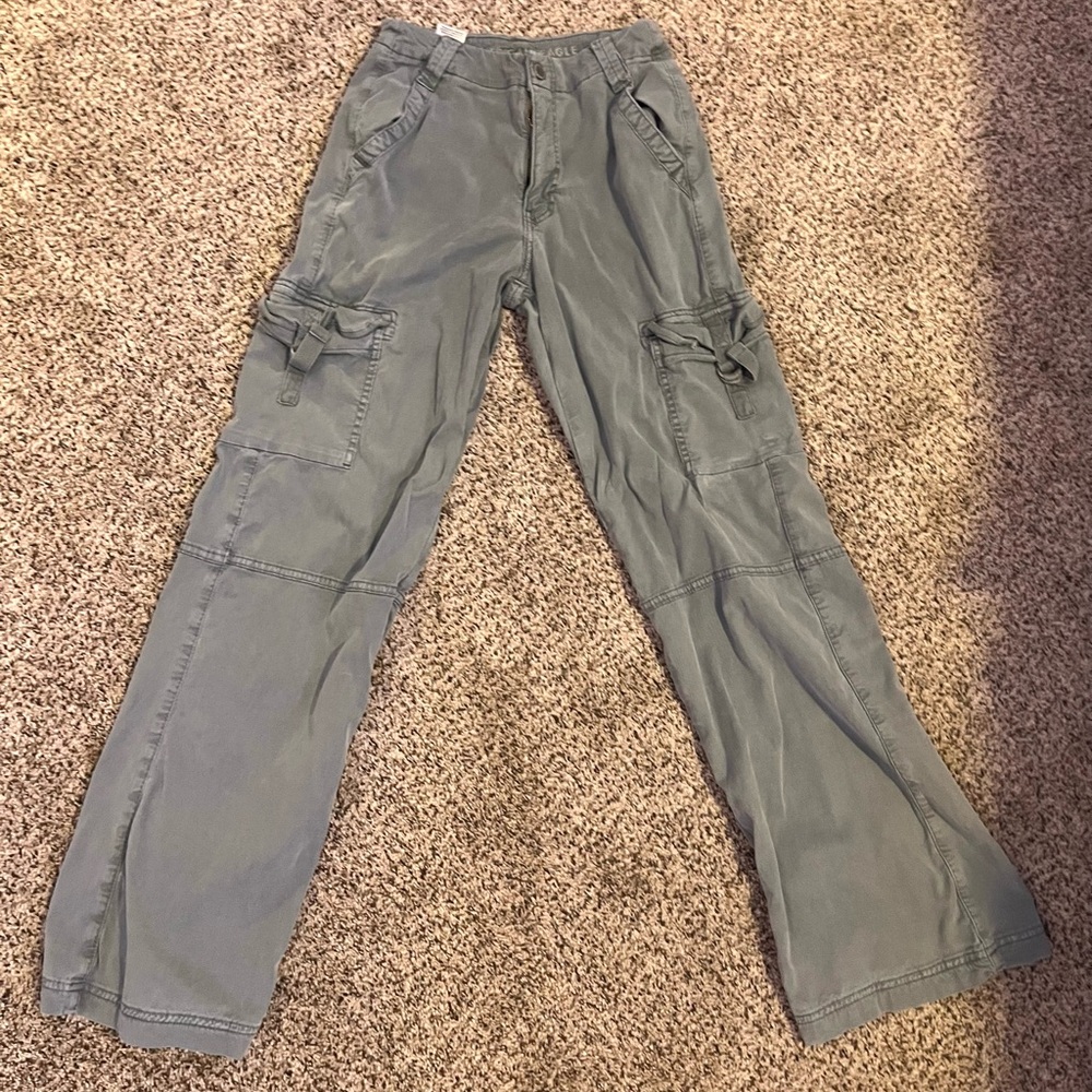 American Eagle Cargo Joggers